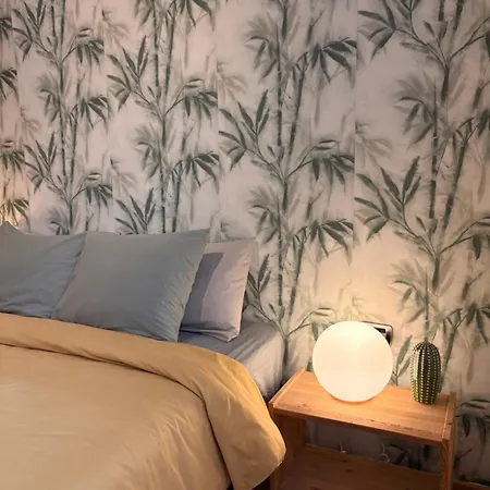 3bedroom Flat, 2 Bath In Plaza De La Feria Lägenhet *