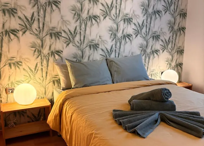 Lägenhet 3bedroom Flat, 2 Bath In Plaza De La Feria *