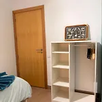 شقة 3bedroom Flat, 2 Bath In Plaza De La Feria *