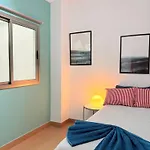 3bedroom Flat, 2 Bath In Plaza De La Feria شقة
