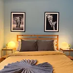 شقة 3bedroom Flat, 2 Bath In Plaza De La Feria *