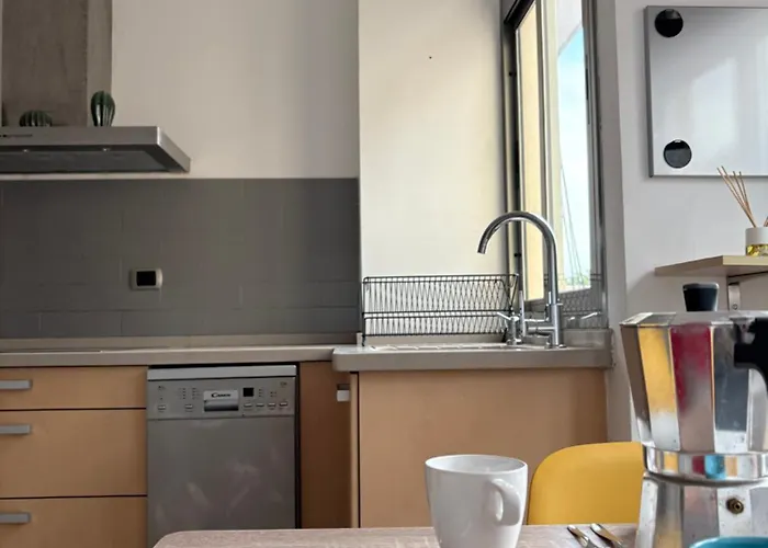 アパート 3bedroom Flat, 2 Bath In Plaza De La Feria